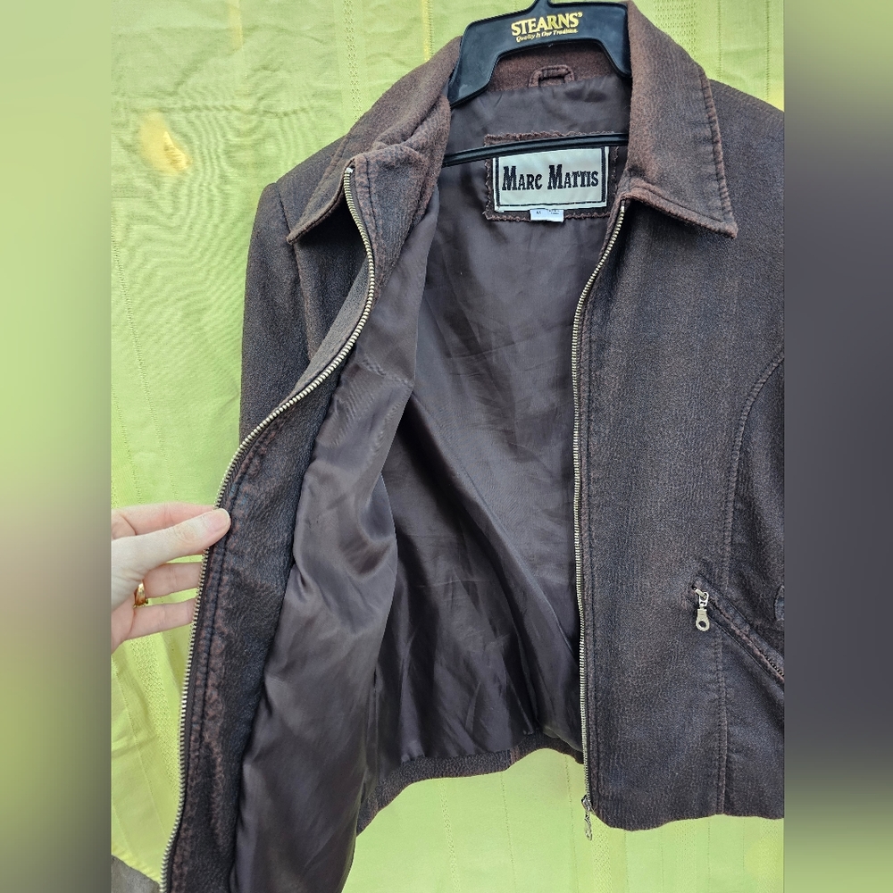 Vintage 90's Distressed Brown Faux Leather Jacket - Picture 4 of 13